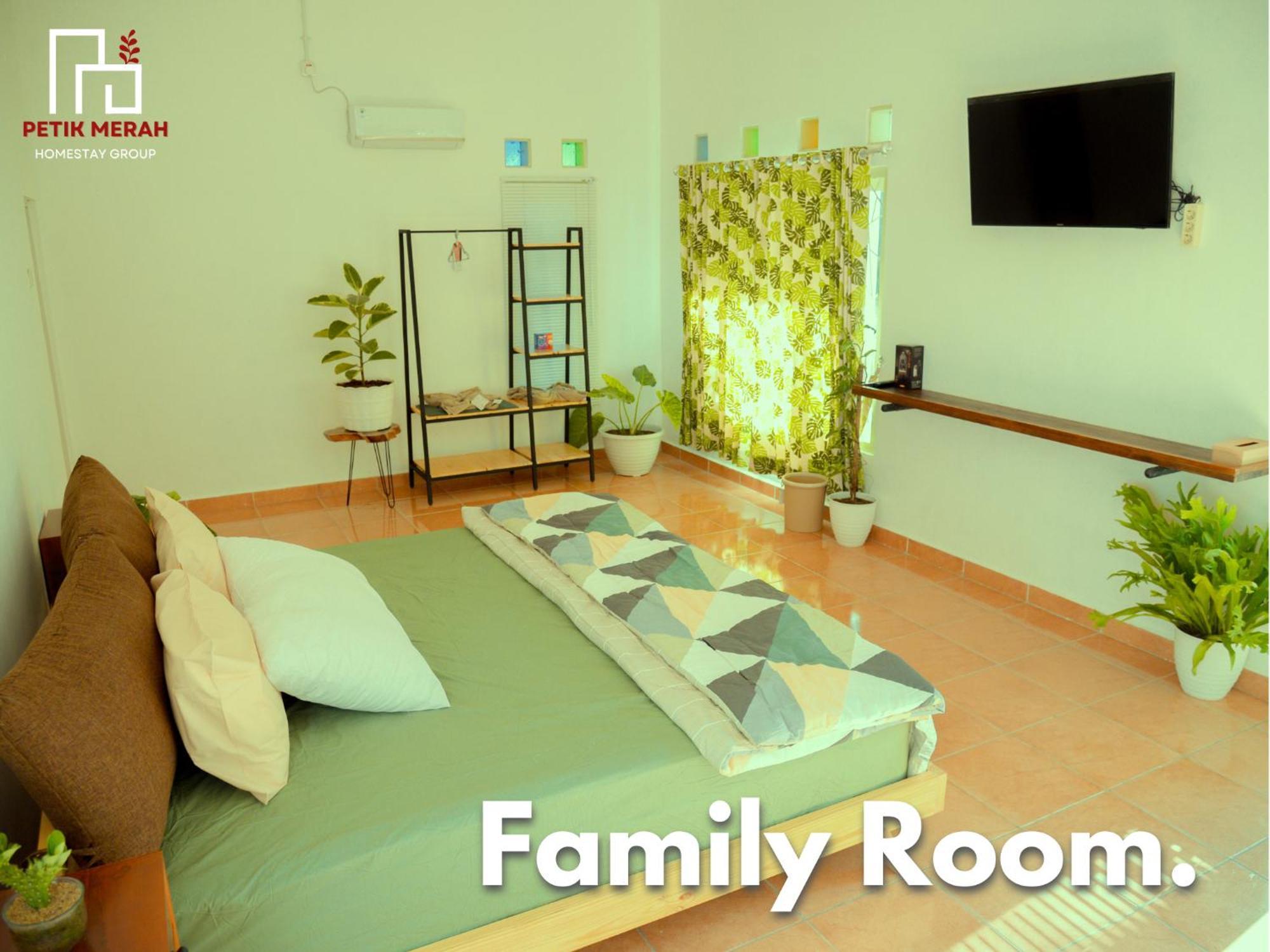 Petik Merah Homestay Pakualaman Exterior photo