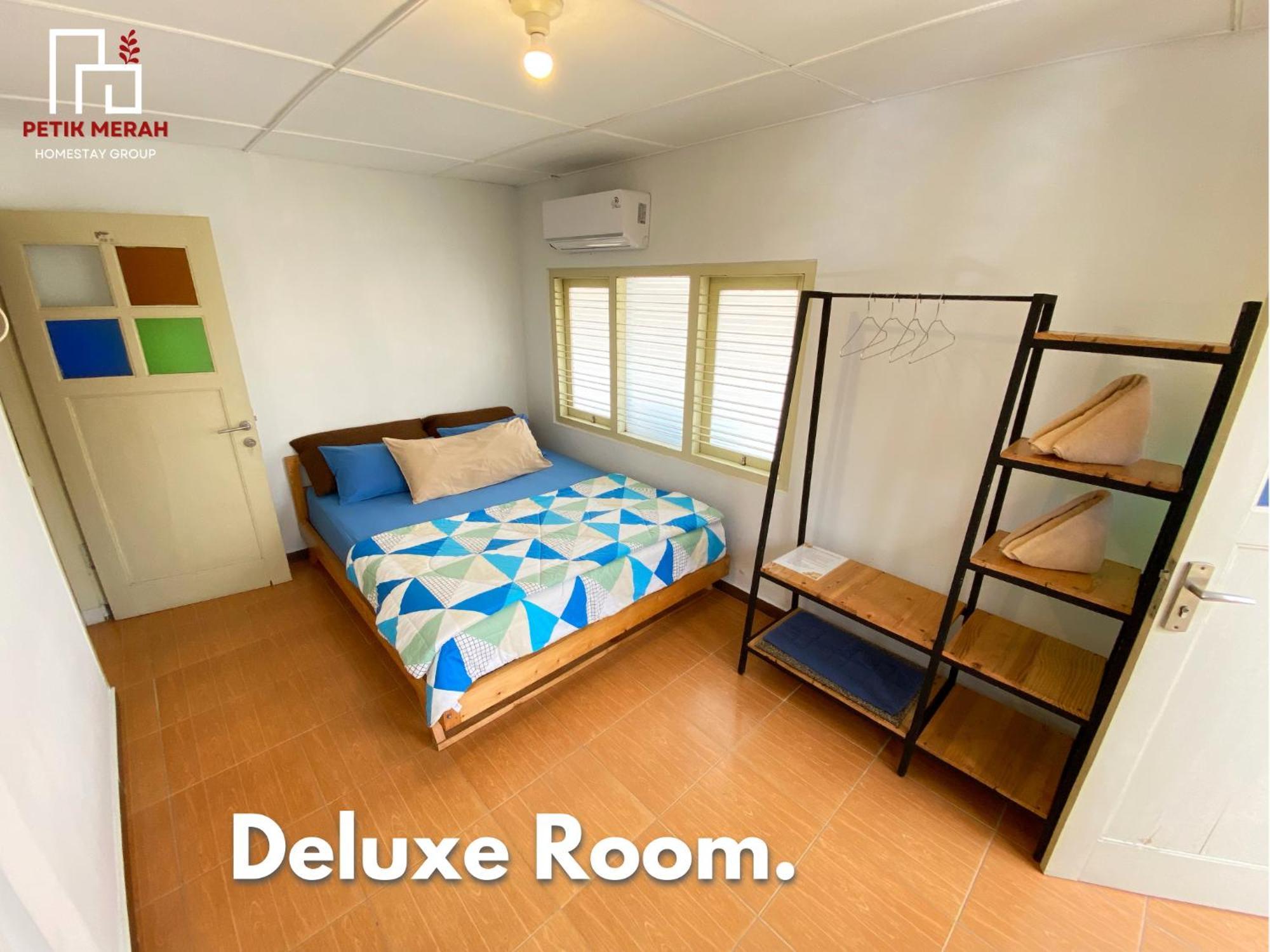 Petik Merah Homestay Pakualaman Exterior photo